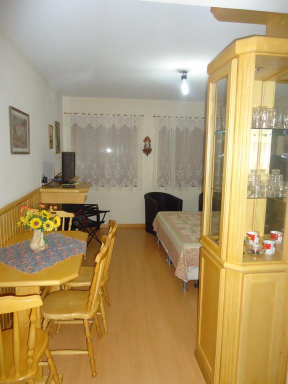Gramado Montebello Apartment Bilik gambar